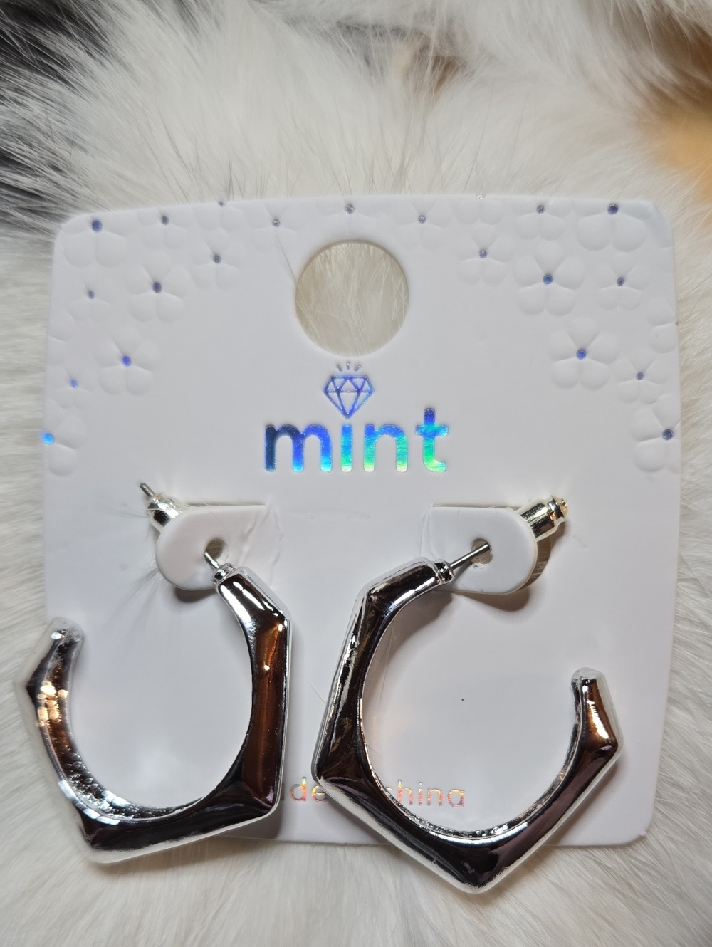 Mint Silver Tone Angular Hoop Earrings NWT